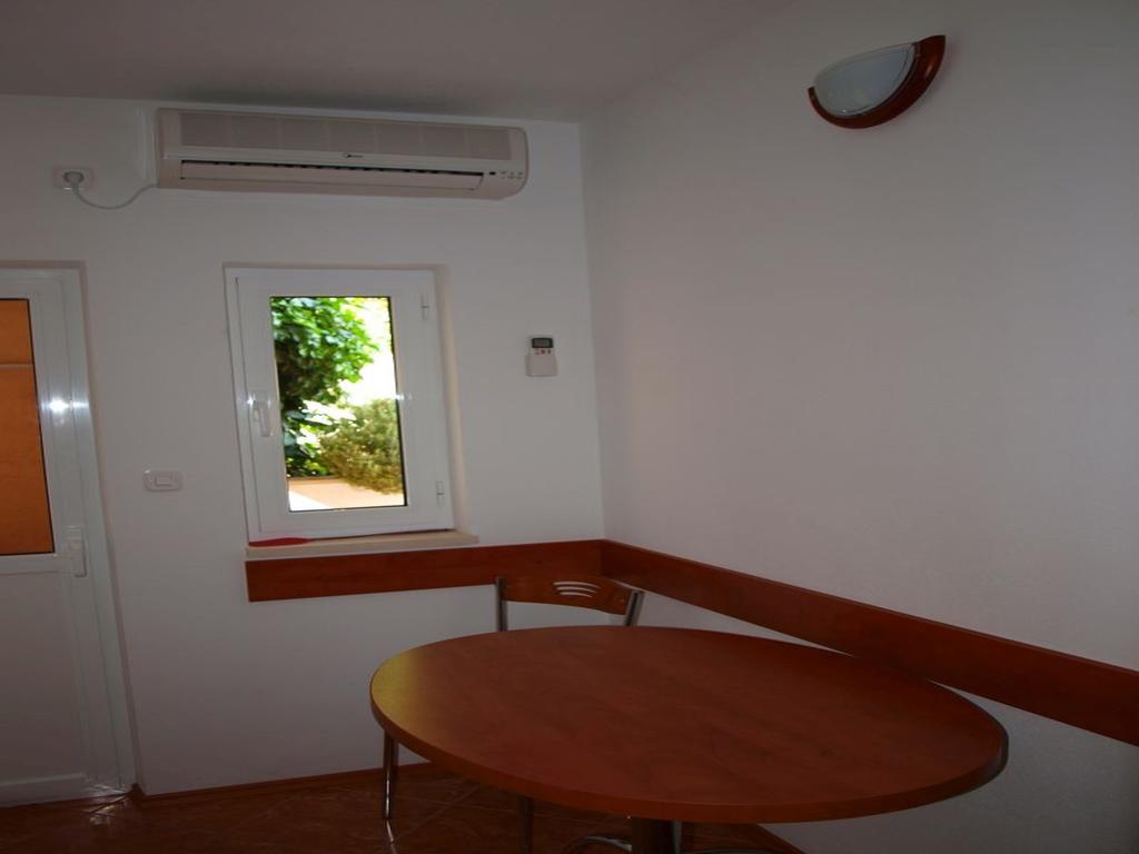 Apartments Mia Постира Номер фото