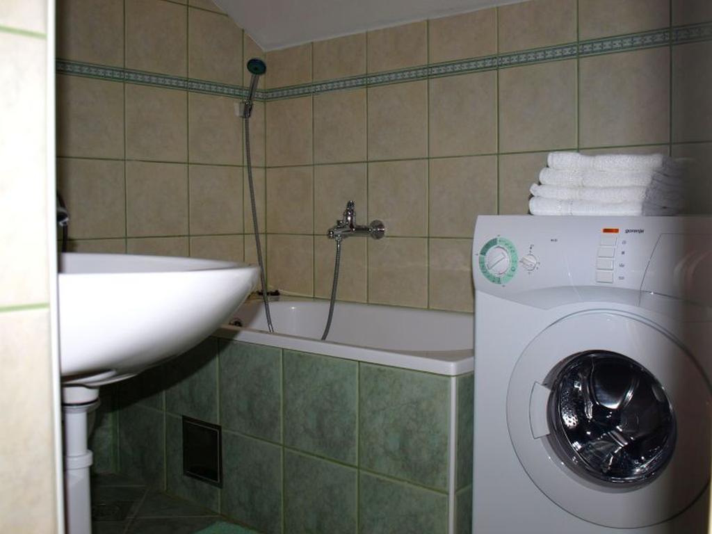 Apartments Mia Постира Номер фото