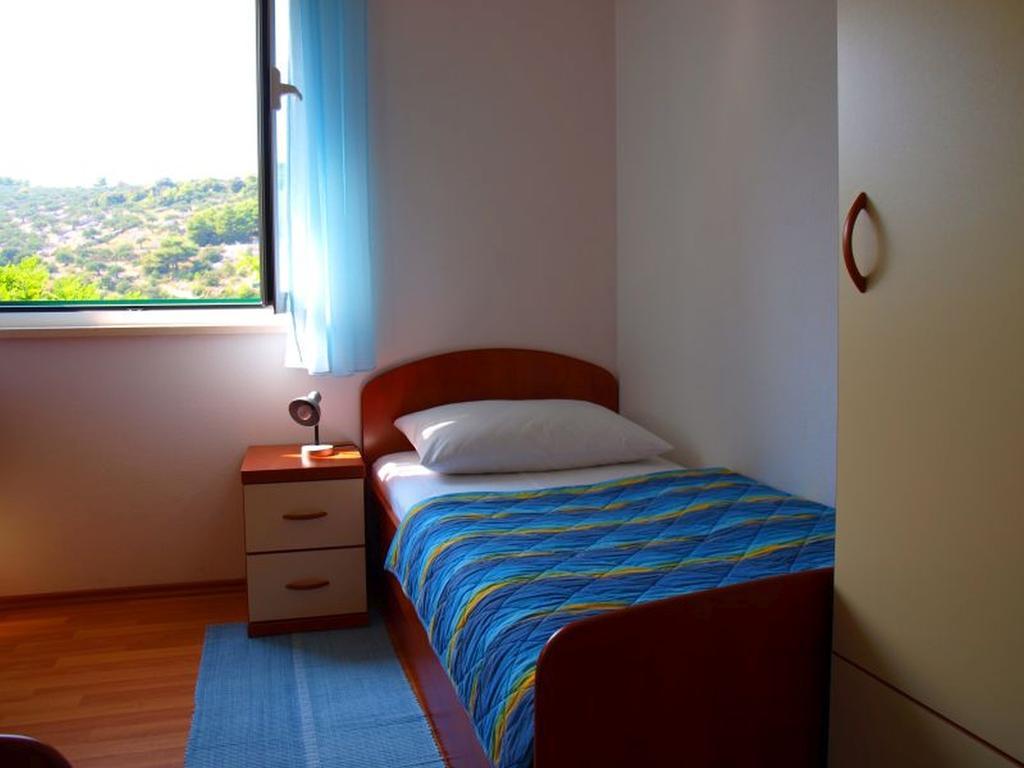 Apartments Mia Постира Номер фото