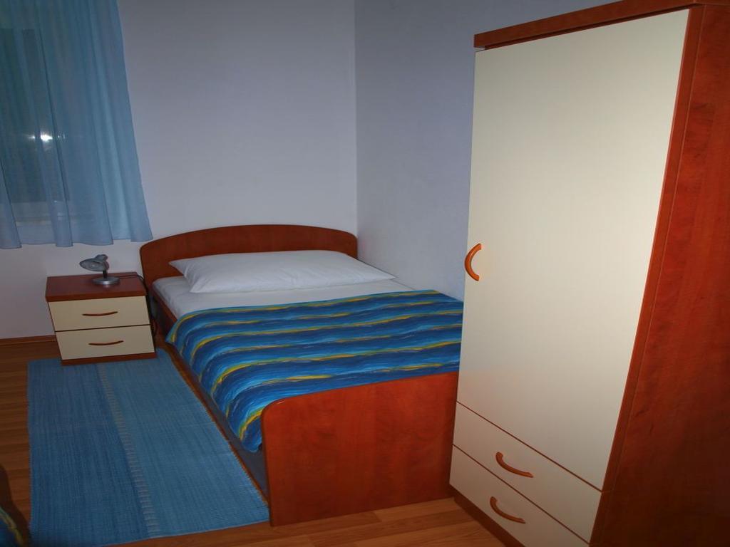 Apartments Mia Постира Номер фото