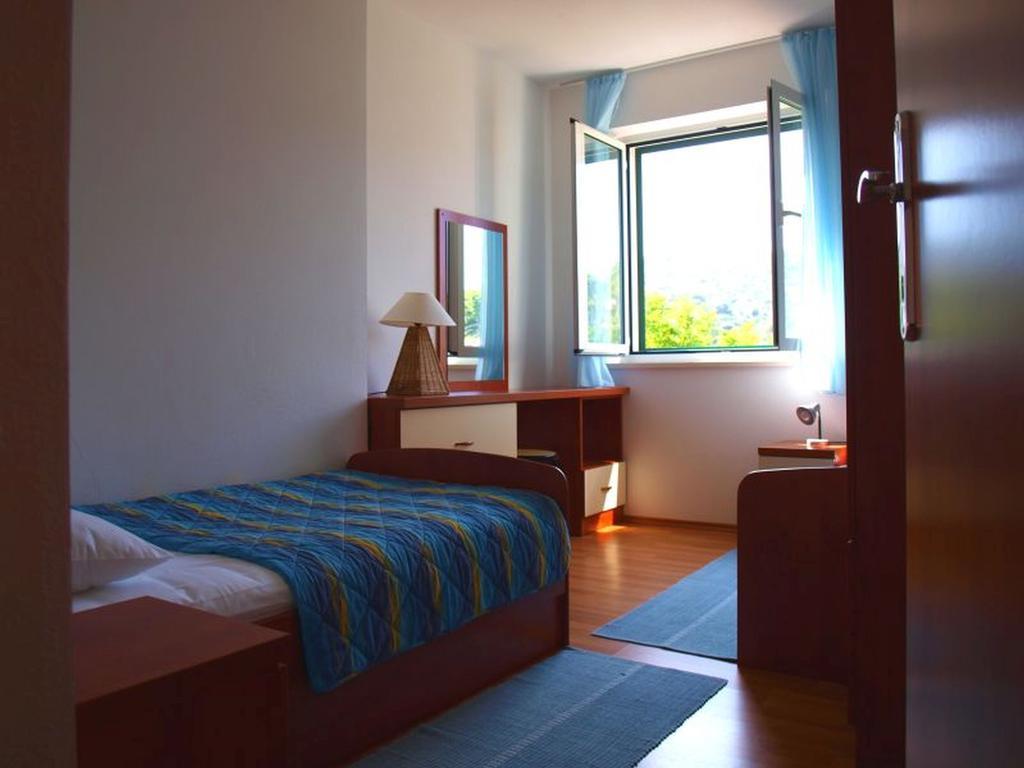 Apartments Mia Постира Номер фото